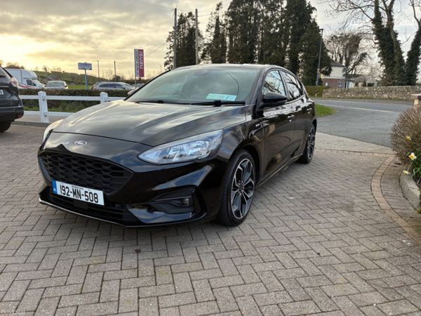 Ford Focus Hatchback, Petrol, 2019, Black