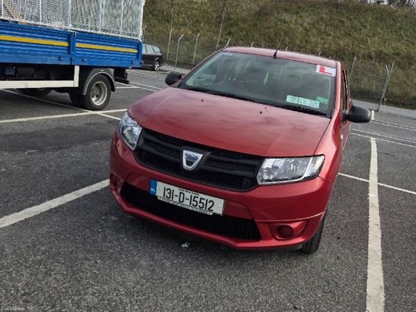 Dacia Sandero Hatchback, Diesel, 2013, Red