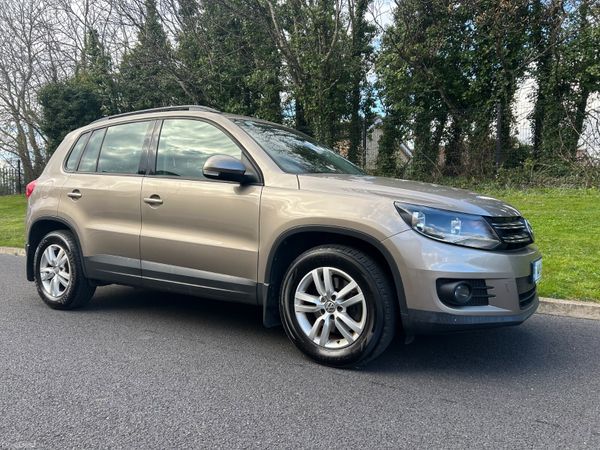 Volkswagen Tiguan SUV, Diesel, 2014, Brown