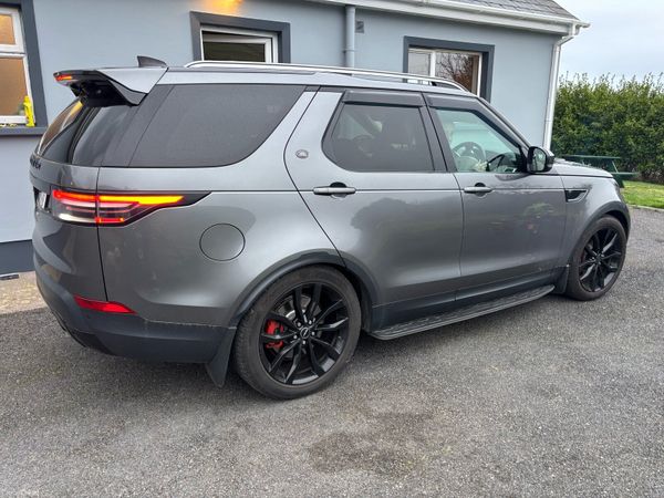 Land Rover Discovery SUV, Diesel, 2017, Grey