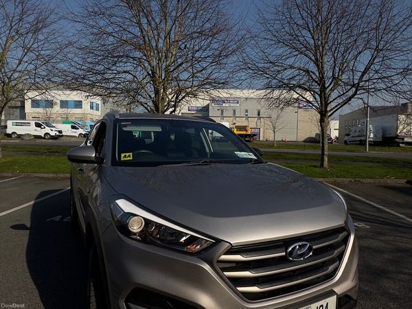 Hyundai Tucson SUV, Diesel, 2016, White