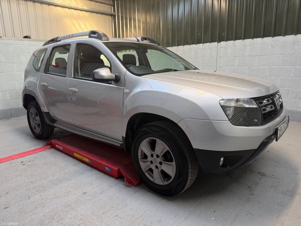 Dacia Duster SUV, Diesel, 2015, Silver