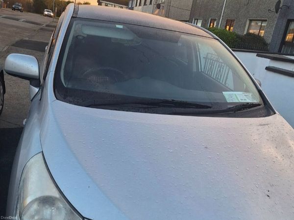 Toyota Verso MPV, Diesel, 2011, Silver