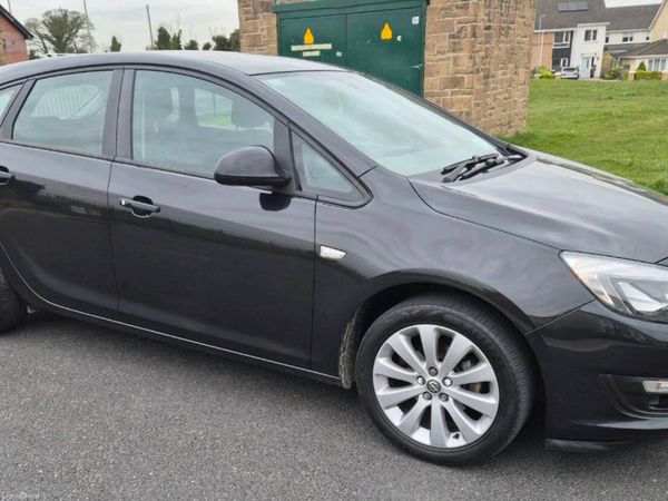 Opel Astra MPV, Petrol, 2014, Black