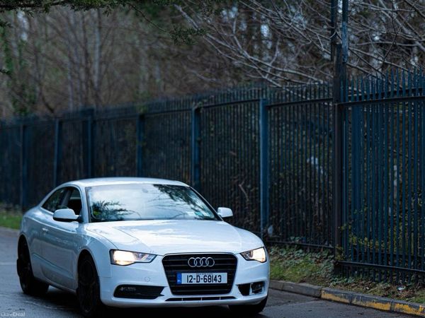 Audi A5 Coupe, Petrol, 2012, White