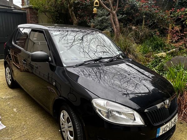 Skoda Fabia Hatchback, Diesel, 2014, Black