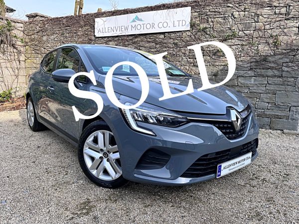 Renault Clio Hatchback, Petrol, 2022, Grey