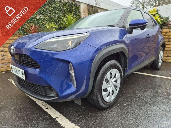 Toyota Yaris Cross SUV, Petrol Hybrid, 2021, Blue