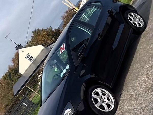 Volkswagen Polo Hatchback, Diesel, 2012, Black