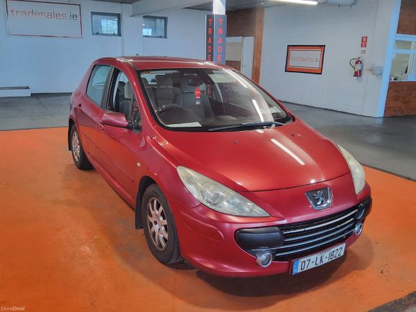 Peugeot 307 Hatchback, Petrol, 2007, Red