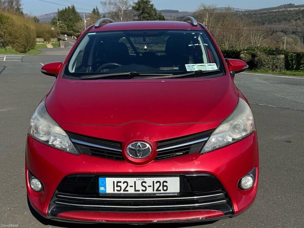 Toyota Verso MPV, Diesel, 2015, Red