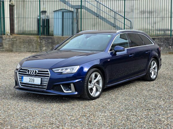 Audi A4 Estate, Petrol, 2019, Blue