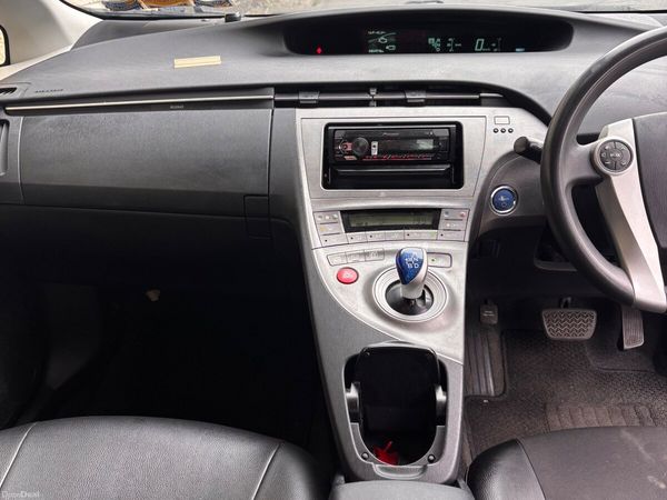 Toyota Prius Hatchback, Petrol Hybrid, 2013, Silver