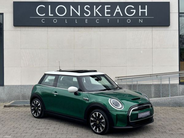 Mini Cooper Hatchback, Electric, 2024, Green