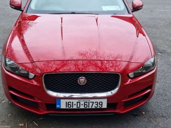 Jaguar XE Saloon, Diesel, 2016, Red