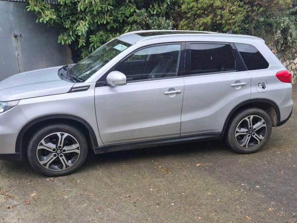 Suzuki Vitara SUV, Diesel, 2016, Silver