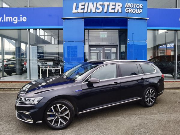 Volkswagen Passat Estate, Petrol Plug-in Hybrid, 2020, Black
