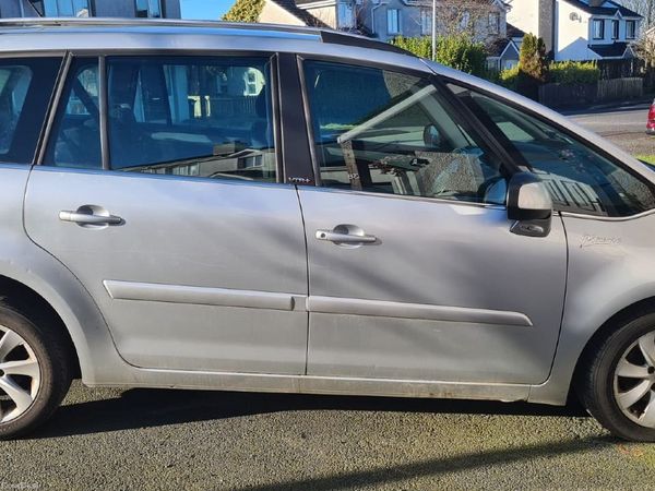 Citroen C4 Picasso MPV, Diesel, 2011, Silver