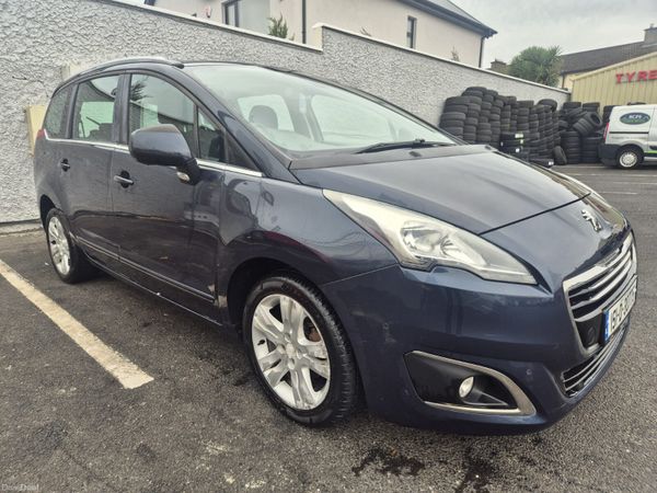 Peugeot 5008 MPV, Diesel, 2015, Blue