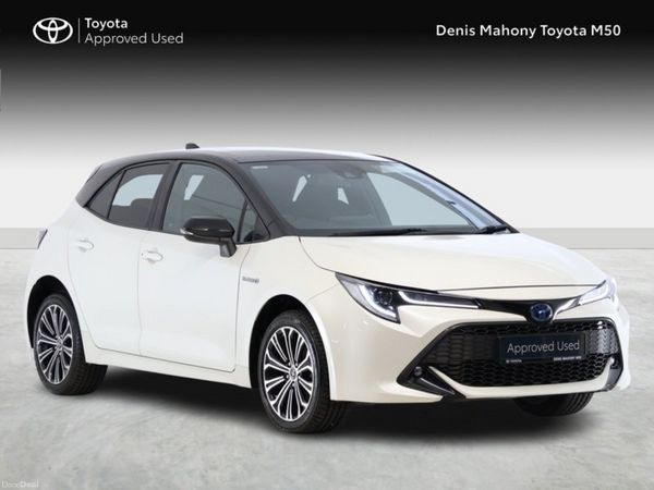 Toyota Corolla Hatchback, Petrol Hybrid, 2019, White