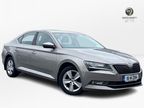 Skoda Superb Hatchback, Diesel, 2016, Beige