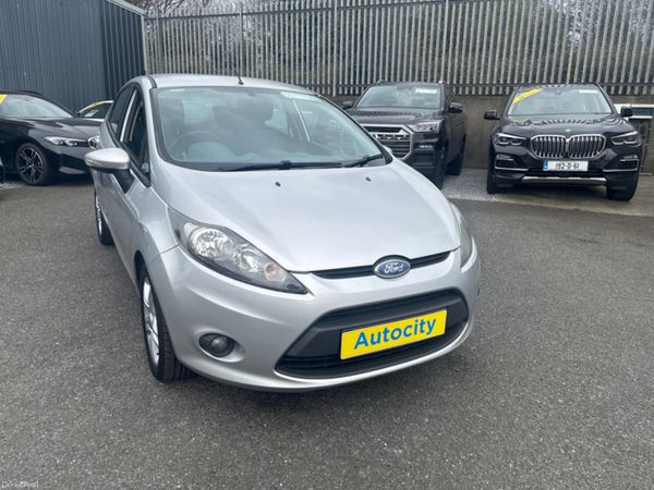 Ford Fiesta Hatchback, Petrol, 2009, Silver