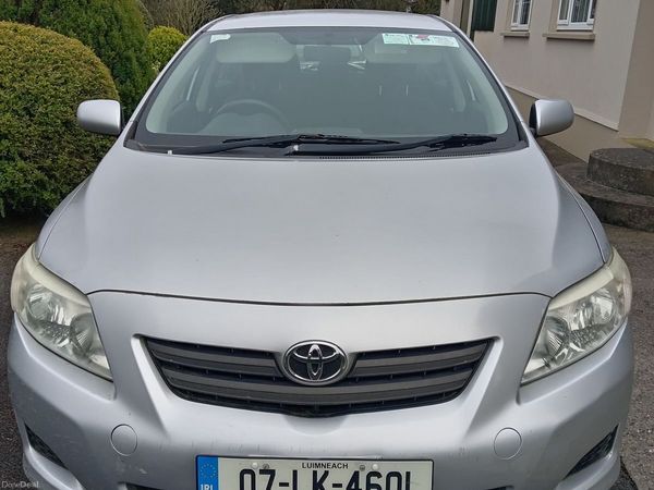 Toyota Corolla Saloon, Petrol, 2007, Silver