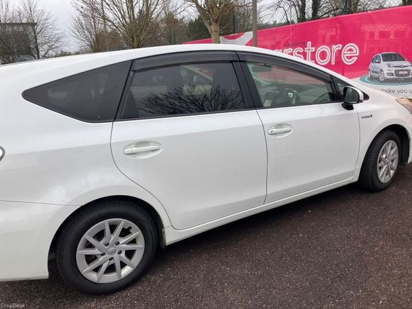 Toyota Prius MPV, Petrol Hybrid, 2012, White