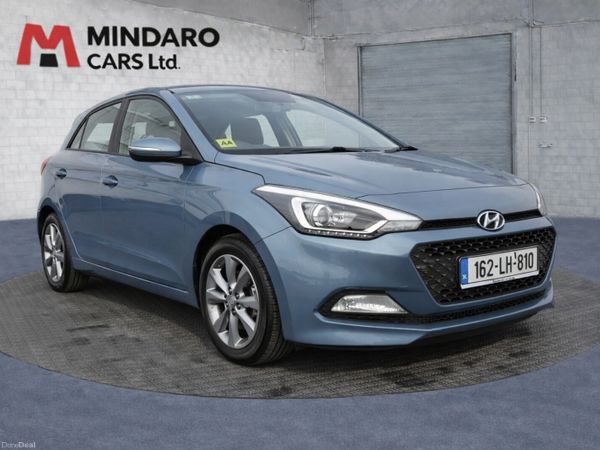 Hyundai i20 Hatchback, Petrol, 2016, Blue