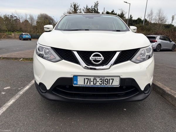 Nissan Qashqai SUV, Diesel, 2017, White