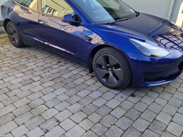 Tesla Model 3 Saloon, Electric, 2023, Blue