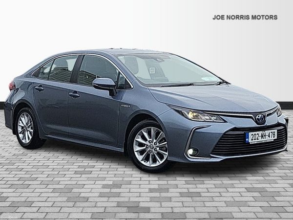 Toyota Corolla Saloon, Petrol Hybrid, 2020, Grey