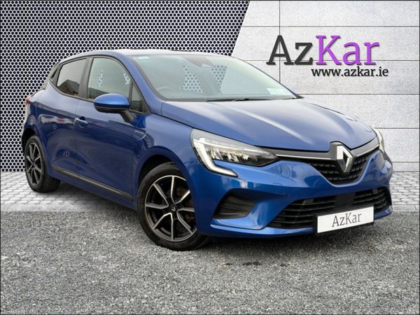 Renault Clio Hatchback, Petrol, 2022, Red