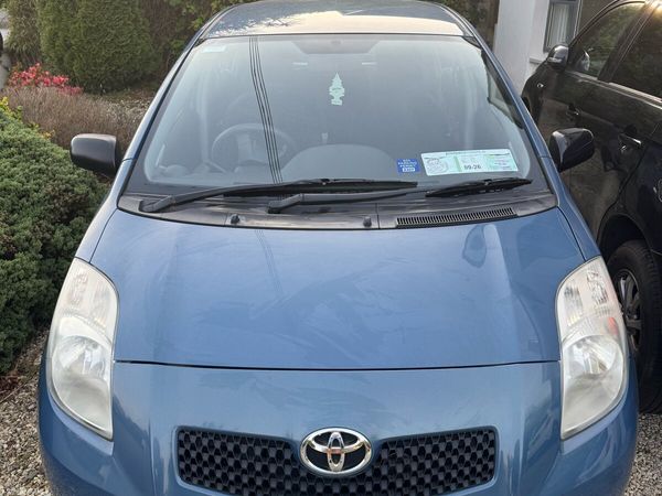 Toyota Yaris Hatchback, Petrol, 2007, Blue