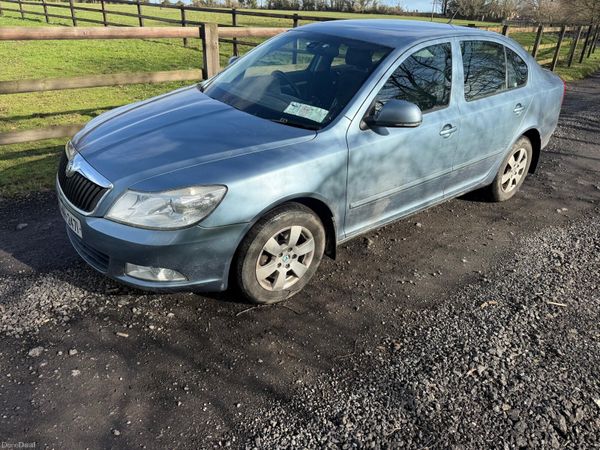Skoda Octavia Hatchback, Diesel, 2009, Grey