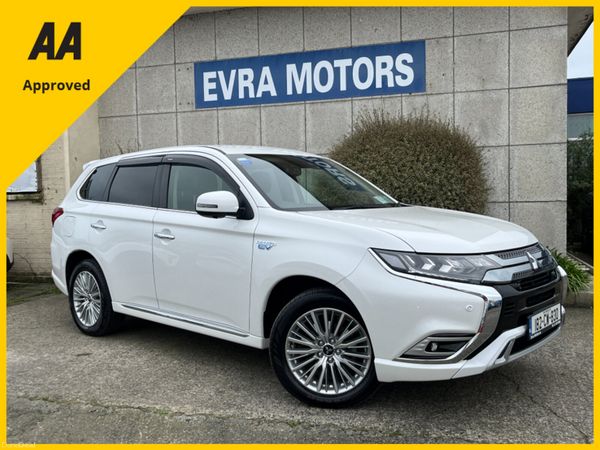 Mitsubishi Outlander SUV, Petrol Plug-in Hybrid, 2018, White
