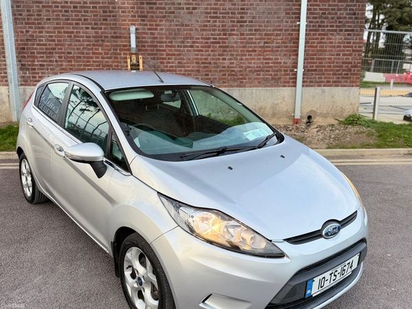 Ford Fiesta Hatchback, Petrol, 2010, Silver