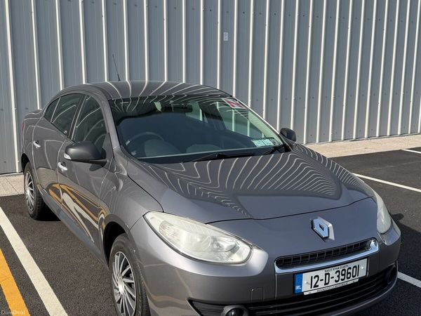 Renault Fluence Saloon, Diesel, 2012, Grey
