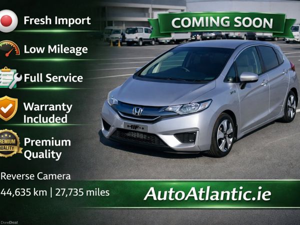 Honda Fit Hatchback, Petrol Hybrid, 2014, Silver