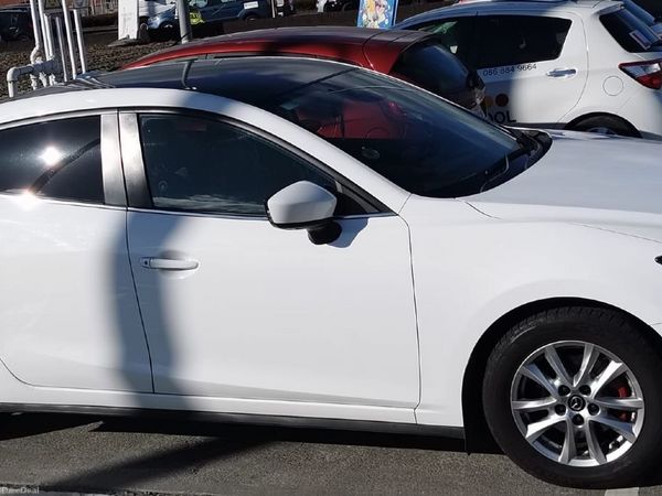 Mazda Mazda3 Saloon, Diesel, 2015, White