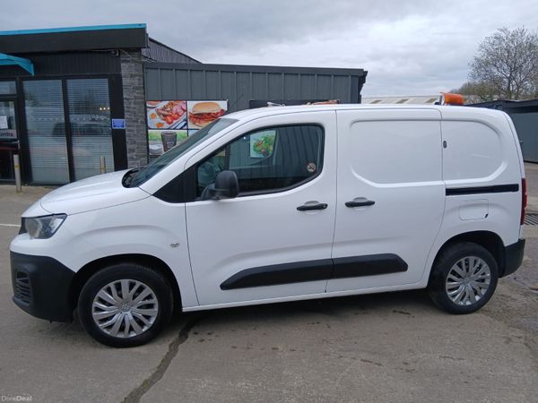 Peugeot Partner MPV, Diesel, 2019, White
