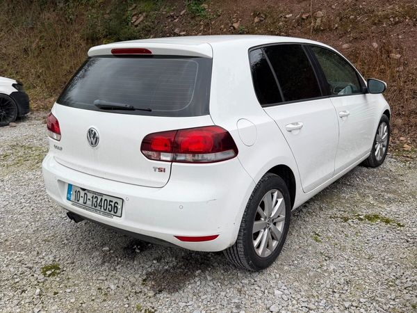 Volkswagen Golf Hatchback, Petrol, 2010, White