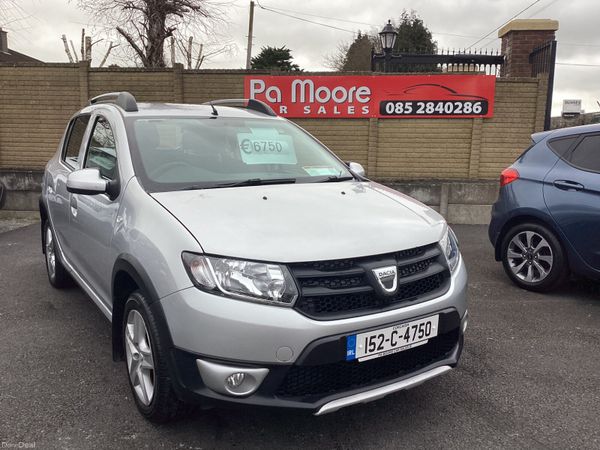Dacia Sandero Stepway Hatchback, Diesel, 2015, Silver