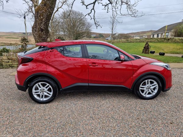 Toyota C-HR Hatchback, Petrol Hybrid, 2022, Red