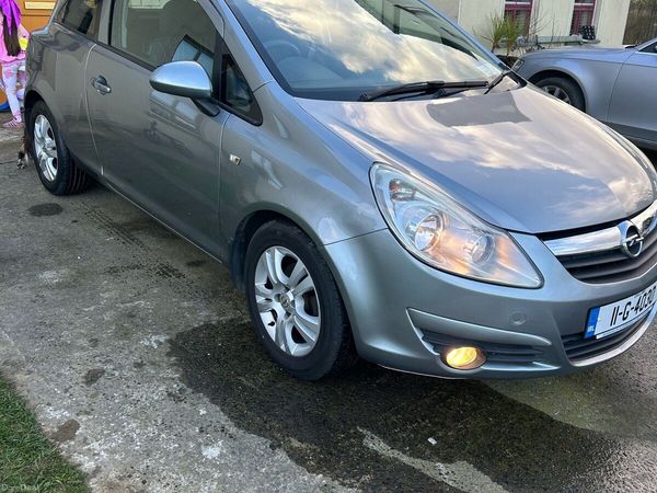 Opel Corsa Hatchback, Petrol, 2011, Silver