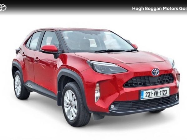 Toyota Yaris Cross Hatchback, Petrol Hybrid, 2023, Red