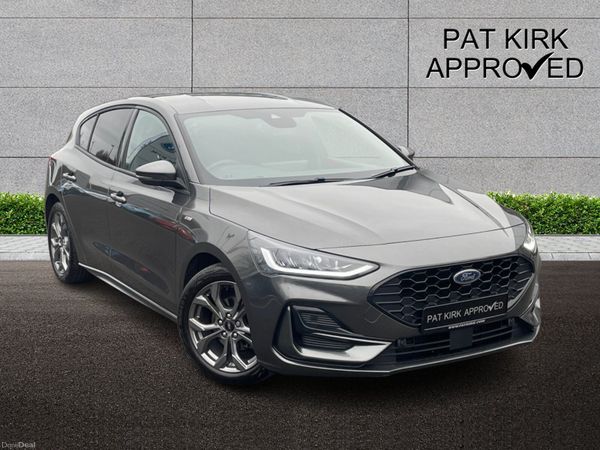 Ford Focus Hatchback, Petrol, 2024, Grey