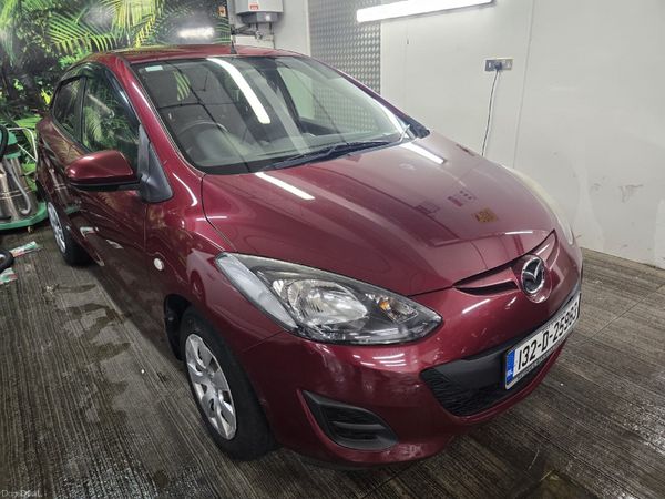 Mazda Demio MPV, Petrol, 2013, Red