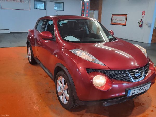 Nissan Juke SUV, Petrol, 2012, Red