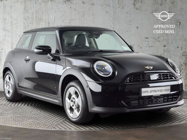 Mini Cooper Hatchback, Petrol, 2025, Black